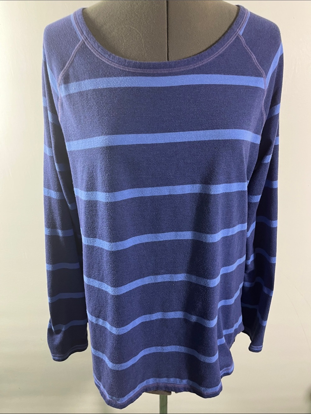 Talbots Navy and Light Blue Horizontal Stripe Long-Sleeve Size XL